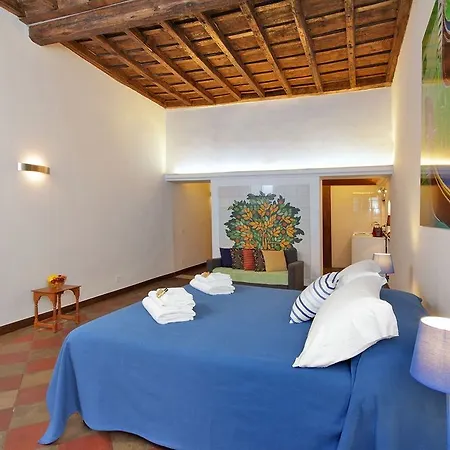 Apartment H2 In Rome *